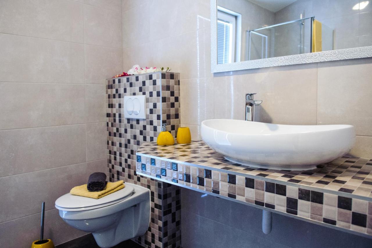 Apartman Sunny Vacay Kaštela Eksteriør bilde