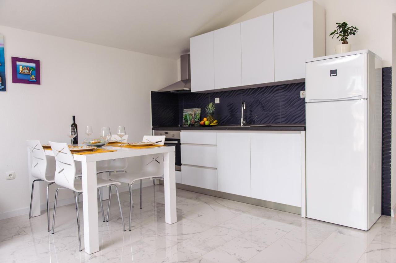 Apartman Sunny Vacay Kaštela Eksteriør bilde