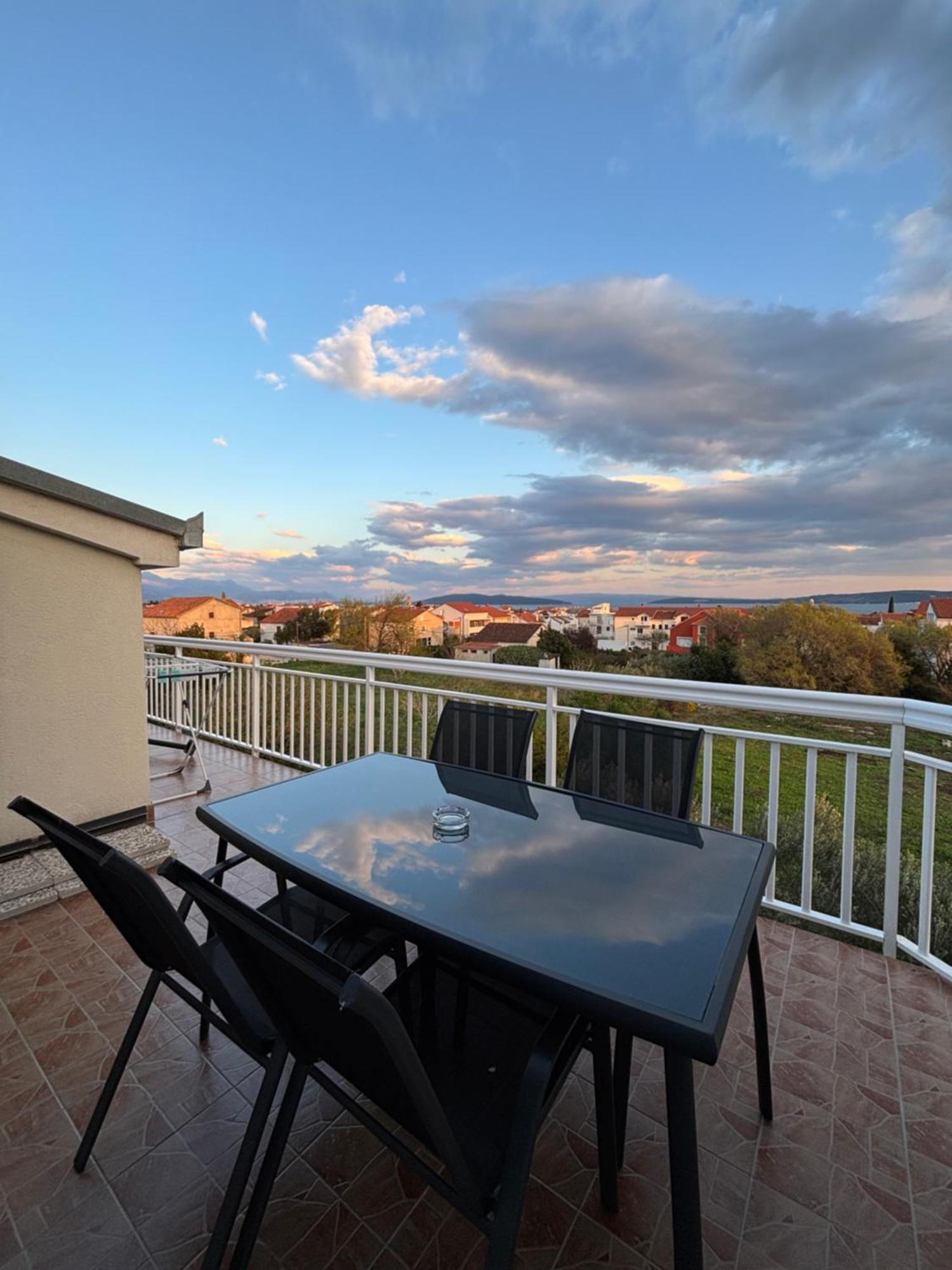 Apartman Sunny Vacay Kaštela Eksteriør bilde