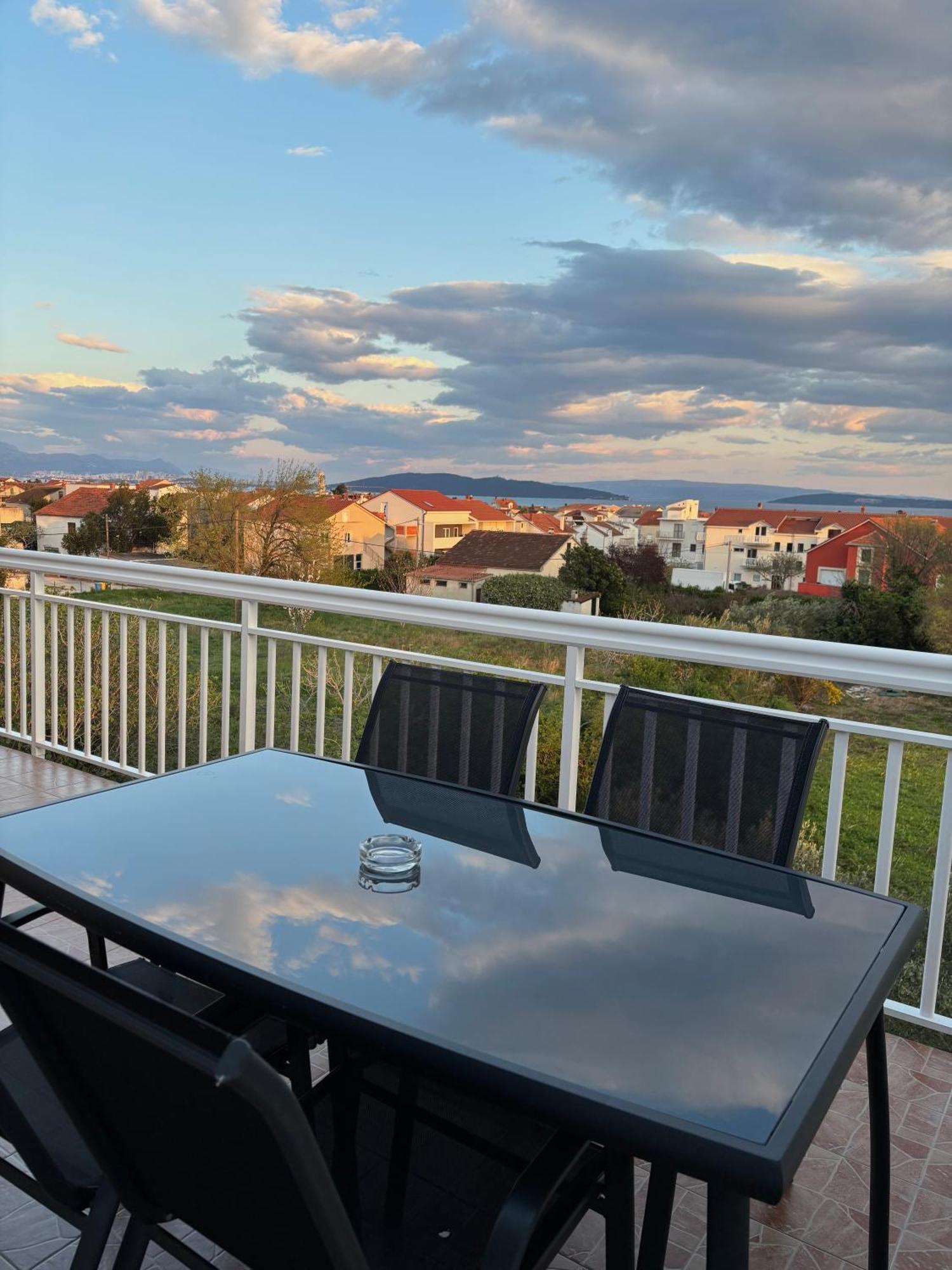 Apartman Sunny Vacay Kaštela Eksteriør bilde